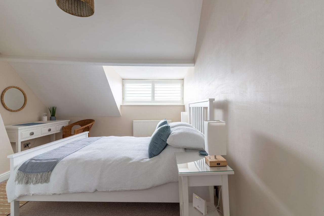 Appartamento Stowaways Loft Whitby Esterno foto